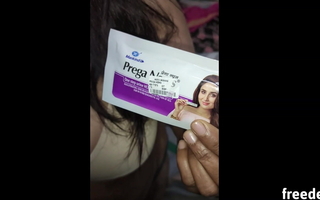 LIVE mom teaches how to do a pregnancy test, full process