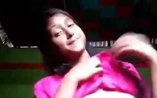 Bangladeshi Girl showing Boobs