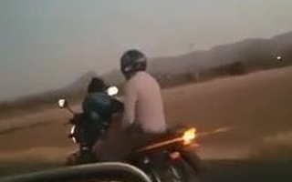 Desi Gung-ho Couple Having Coitus While Riding Bike