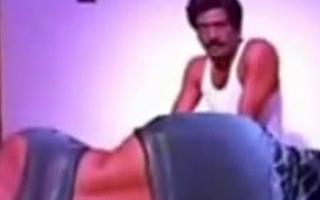 Sexy Mallu Aunty Seducing Sexy Malayalam Movie B grade Scene