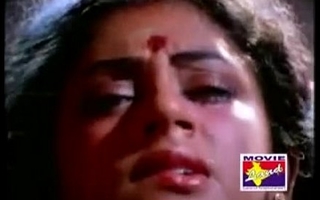 Sobhana hot sex adjacent to Idhu Namma Aalu - YouTube