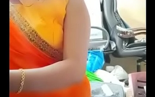 Swathi naidu exchanging saree by showing boobs,body parts and getting ready for shoot part-3
