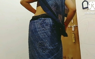 Indian bhabhi in saree evict clothes plus pussy fingering