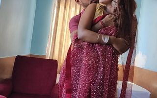 A desi wife came in tour and had a hot fuck session