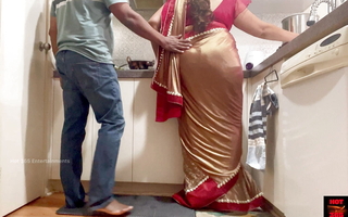Indian Couple Romance at hand the Kitchenette - Saree Sex - Saree ennobled and Ass Spanked