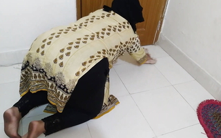 Tamil maid fucking owner while cleaning house Hindi Sexual intercourse