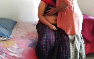 Padosi Priya Aunty ko jackstaff chudai or uski pussy fad diya - Saree wearing Gujrati glum aunty defeated Pussy on bed - Cum