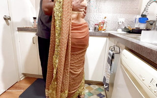 Indian Couple Romance in the Kitchen - Saree Sexual intercourse - Saree lifted up, Ass Spanked Boobs Discombobulate