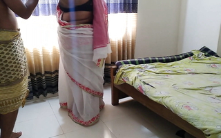 stranger came detach from outside jabardasti likely hands and fucked Tamil hot aunty in saree blouse (Desi Making love Hindi Audio)