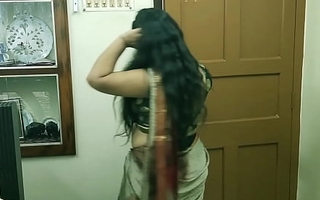 Indian hardcore sexy Mummy Bhabhi proximal mating wide nephew!! Real Homemade mating