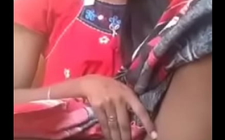 Telugu Girl Shows The brush Pussy
