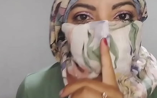 Arab Hijab Wife Masturabtes Silently To New Orgasm In Niqab REAL SQUIRT To the fullest Husband Away