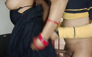 Soniya bhabhi making out with husband friend with respect to hotel