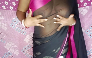 Indian girl open saree