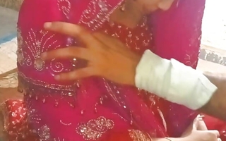 Telugu-Lovers Full Anal Desi Sexy Wife Fucked Apart from Husband During Prime Night Of Wedding Superficial Voice Hindi audio.