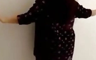 Hot Desi Mujra on touching Transparent Dress , Dress off song , Pakistani Nanga Mujra, Panjabi Stage Mujra
