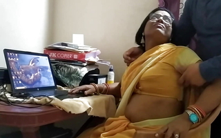 MNC Engine- driver Elina Fucking Hard to Penetrate Hot Pussy nearby Saree connected with Sourav Mishra at Work From Home on Xhamster