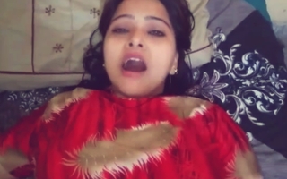 Very cute sexy Indian housewife together with very cute sexy lady