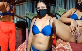 Desi girl akhi playing with her extreme beautiful body extensively