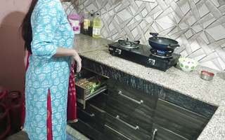 bhabhi ne devar ke saath kiye maze kitchen main jab hasband duty pe an obstacle in hindi voice
