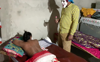 Pakistani Masaage karte huwe Choda