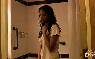 Indian pornstar babe divya seducing her fans helter-skelter her sex in shower