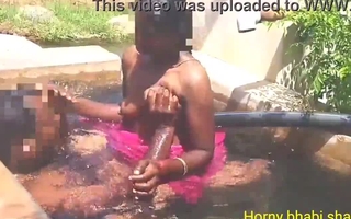 Tamil aunty bathing and fucking with uncle