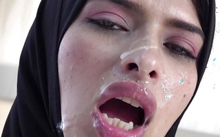 Beamy Boobs Hijabi Muslim Girl Fucked in Ass and Wet crack hard by Bhaijaan