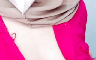 This Hijab Girl Trembles Grumbling with Pleasure