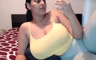 Big tits desi aunty sweat it www.JuicyGirlCams.com