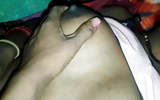 Desi hot bhabhi Boobs pressing in Guest-house