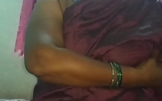 unsatisfied Indian mom pussy oozing