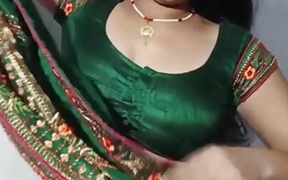 Indian Saree Maid Motor car Sex Sheve Pussy Telugu Dirty Talks