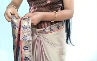 Indian sexy Bhabhi in saree With bated breath Sexy Hindi Audio